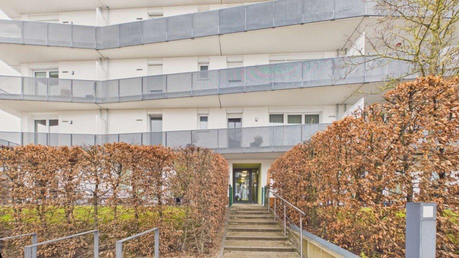 Hauseingang Wohnung Unterschlei�heim