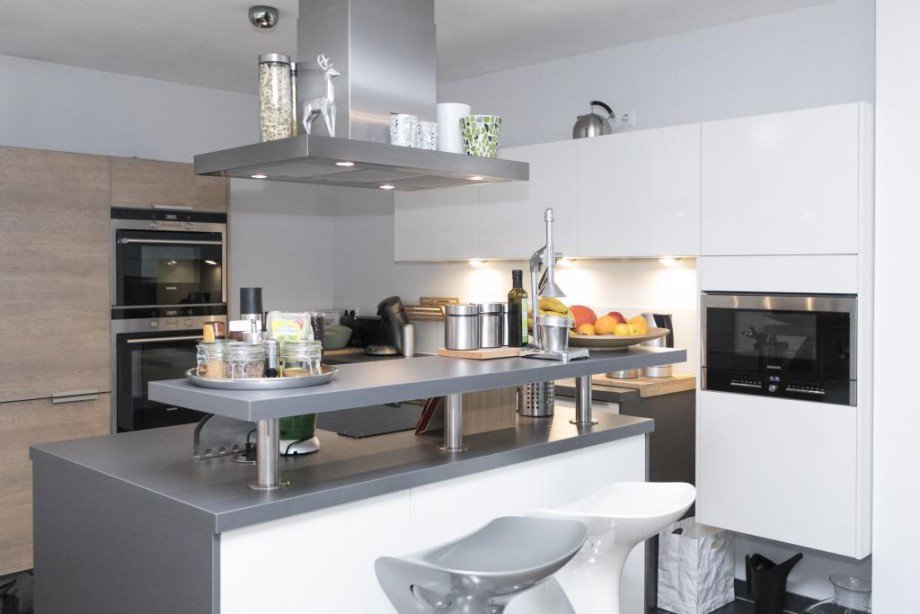 K�che/ Wohnzimmer Etagenwohnung Gilching