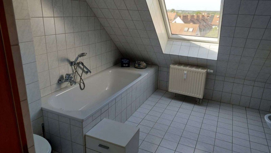 Badezimmer Dachgeschosswohnung N�rnberg