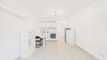 Wohn-/Essbereich HEGERICH: Moderne 1-Zimmer-Erdgeschosswohnung mit Loggia in Sendling-Westpark!