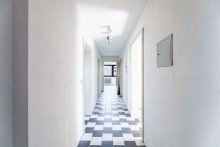 Flur 2. OG HEGERICH: Vielseitiges Mehrfamilienhaus mit Projektierung und gro�em Entwicklungspotenzial