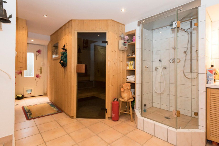 Sauna Doppelhaush�lfte Sauerlach / Grafing