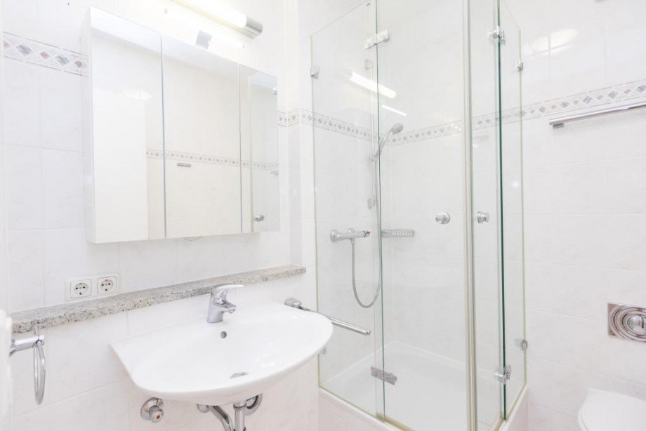 G�ste-Bad Etagenwohnung M�nchen