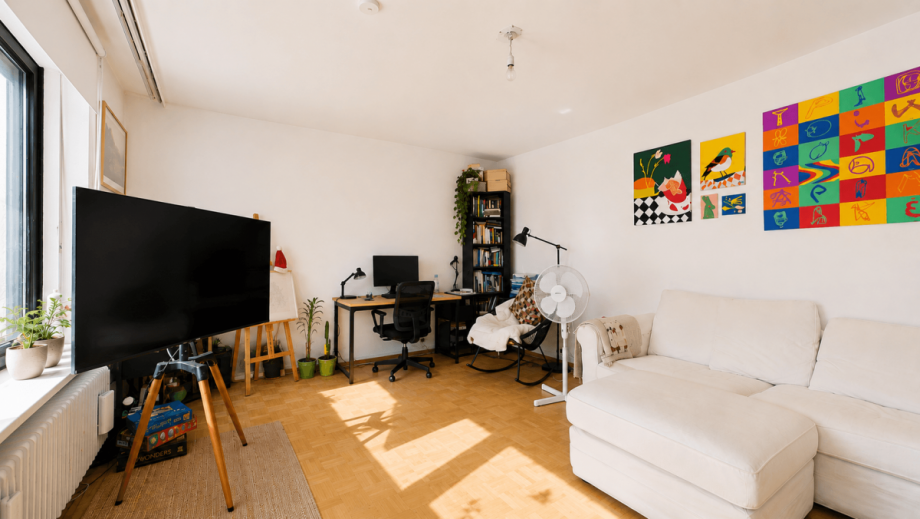 Wohnzimmer (KI-gest�tzt bearbeitet) Erdgeschosswohnung M�nchen