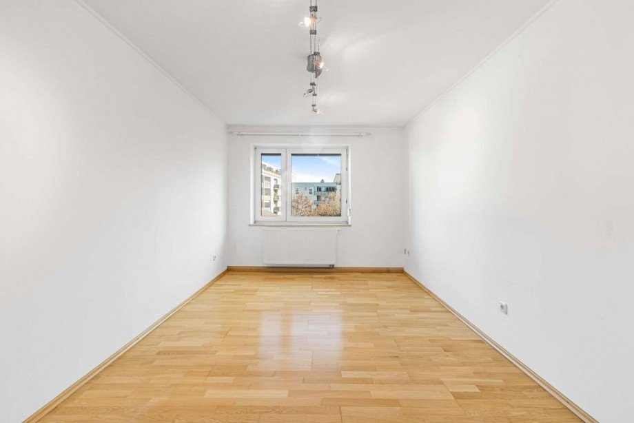 Kinderzimmer / B�ro Etagenwohnung M�nchen