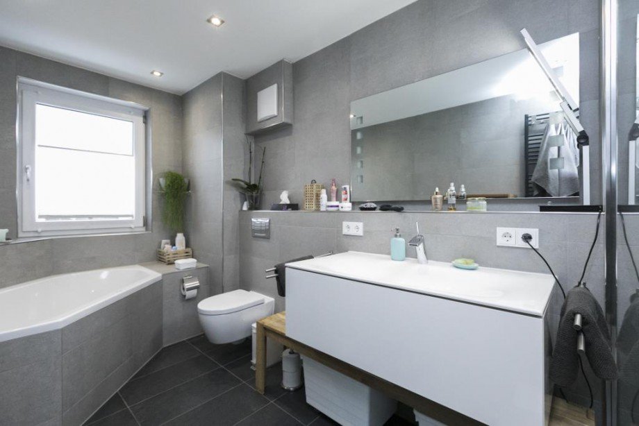 Bad Etagenwohnung Gilching