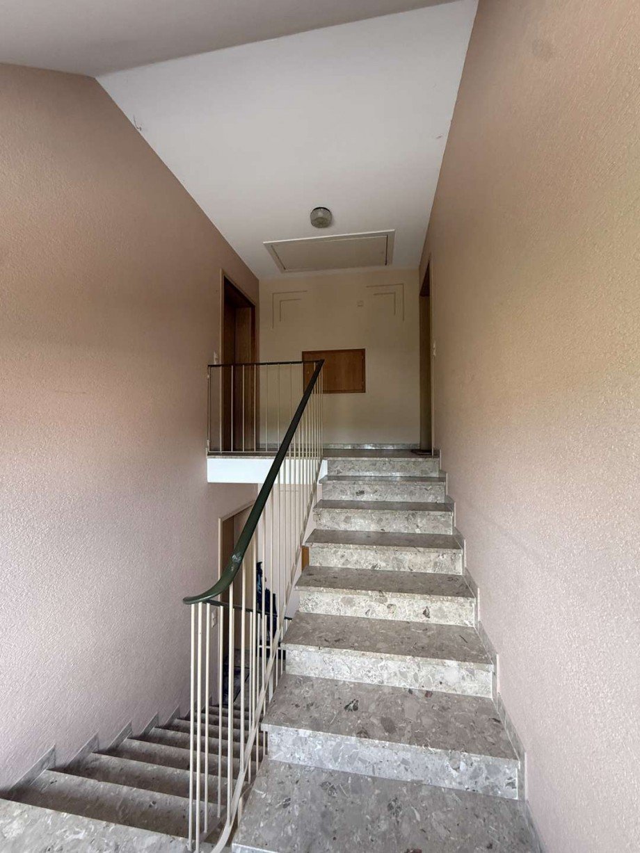 Treppenhaus Dachgeschosswohnung Cadolzburg