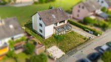Au�enansicht HEGERICH: Vielseitiges Mehrfamilienhaus mit Projektierung und gro�em Entwicklungspotenzial
