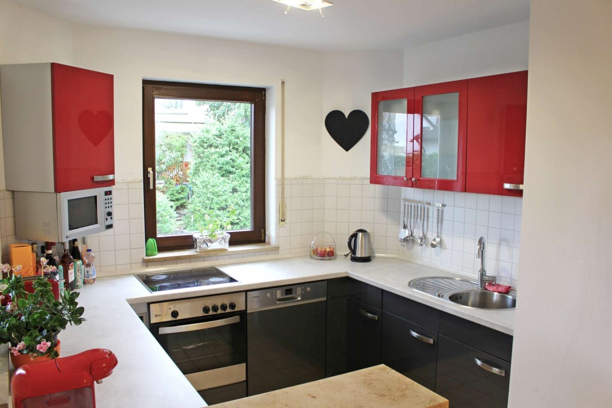 HEGERICH: Super geschnittene 3-Zimmer Wohnung mit Balkon und Gartenanteil in ruhiger Lage! - Photo 4