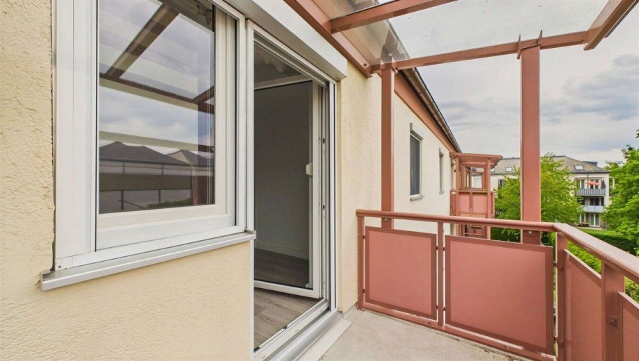 Balkon - (KI generiert) Etagenwohnung M�nchen
