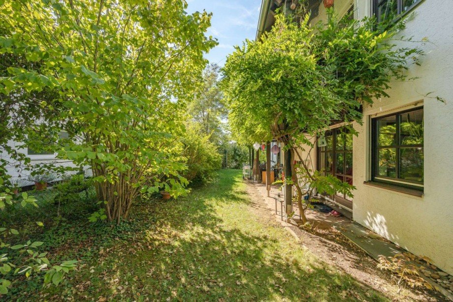 Garten Mehrfamilienhaus Germering