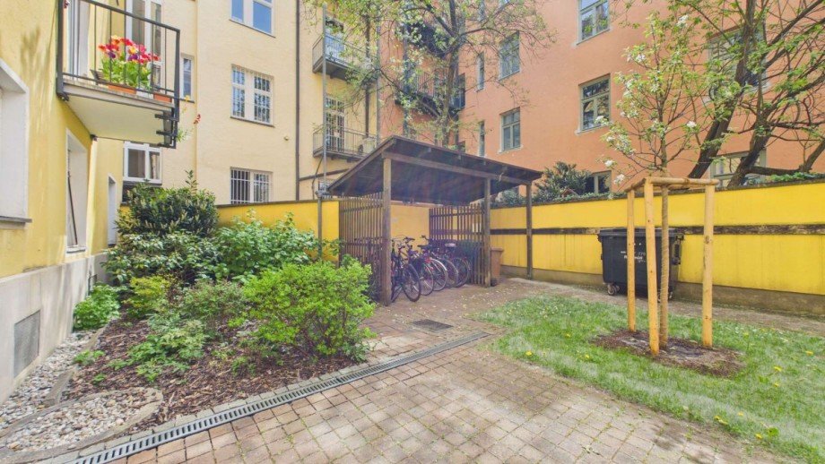 Innenhof Erdgeschosswohnung M�nchen