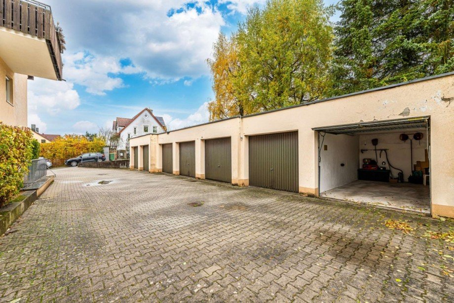 Garage Dachgeschosswohnung Heroldsberg