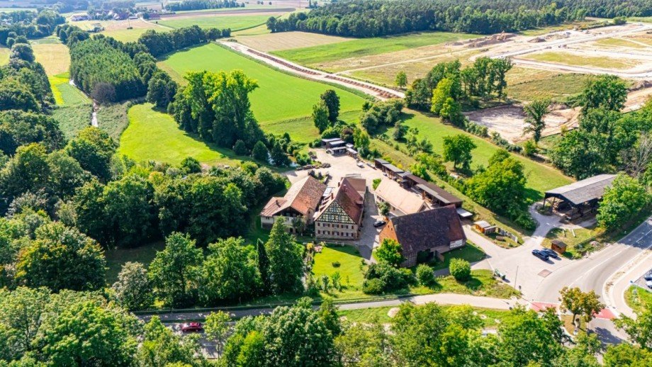 Luftaufnahme Renditeobjekt Cadolzburg