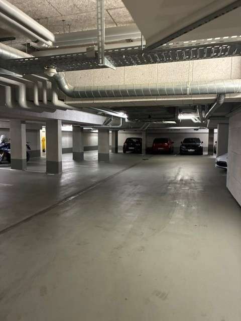 Tiefgarage Etagenwohnung F�rth