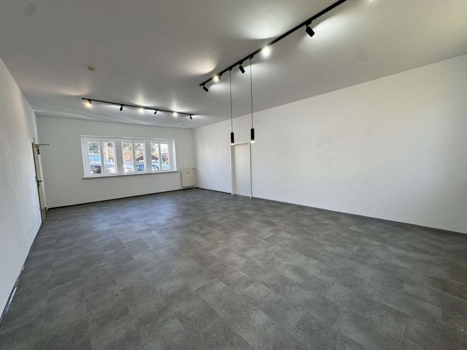 Aufenthaltsraum / K�che B�rofl�che F�rth