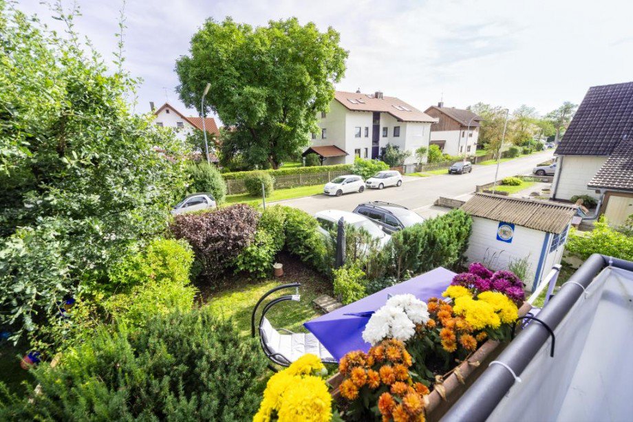 Blick vom Balkon Reiheneckhaus Landsberied