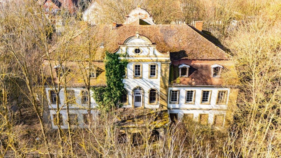 Schlo�stra�e 8 - Illesheim - FLUG-15 Renditeobjekt Illesheim