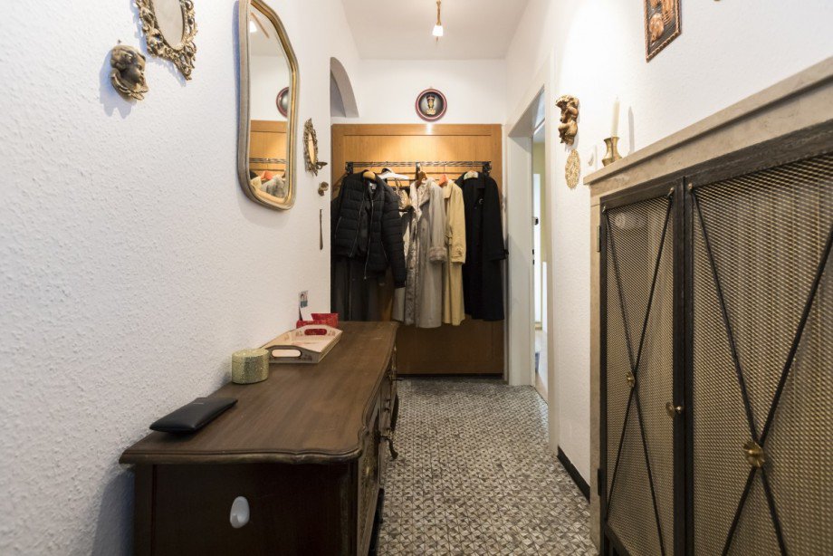 Flur Doppelhaush�lfte M�nchen