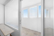 Loggia HEGERICH: Leerstehende 1-Zimmer-Wohnung mit Loggia in N�he des Olympia-Einkaufszentrums