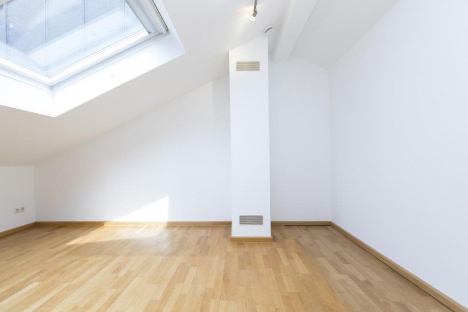 B�ro Dachgeschosswohnung M�nchen