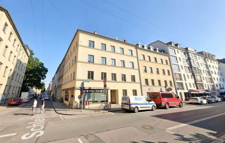 Au�enansicht M�nchen Erdgeschosswohnung HEGERICH: 2,5 Zimmer mit viel Potenzial - Vermietete Wohnung in Bestlage der Maxvorstadt