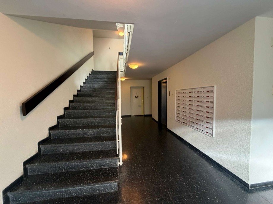 Treppenhaus Etagenwohnung M�nchen