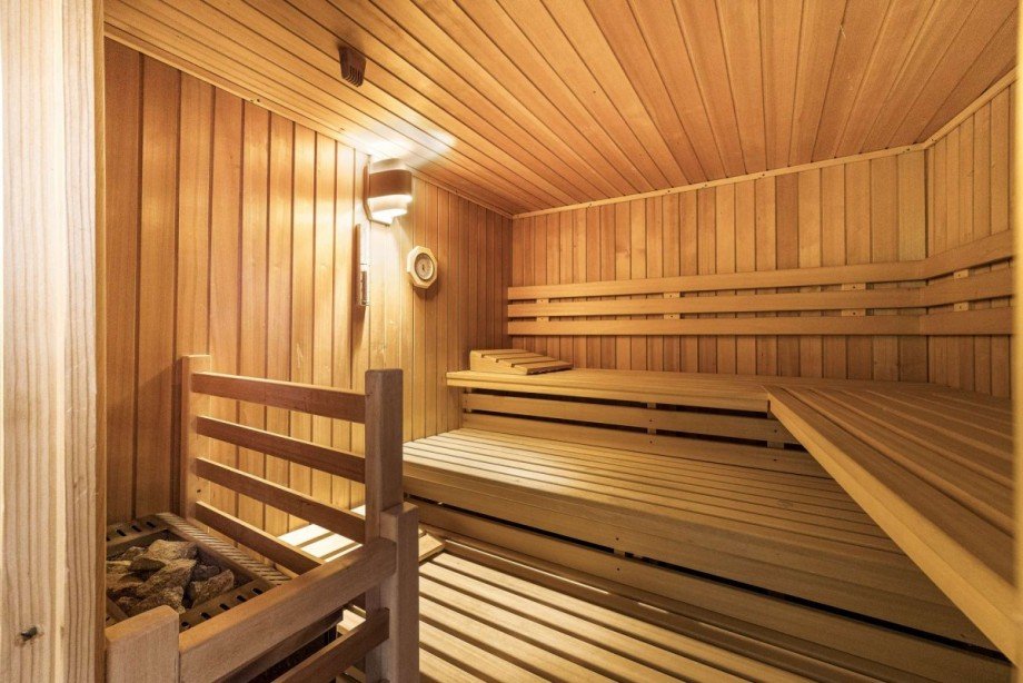 Sauna Doppelhaush�lfte Gr�nwald
