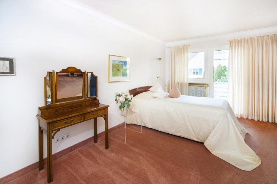 Schlafzimmer Doppelhaush�lfte M�nchen