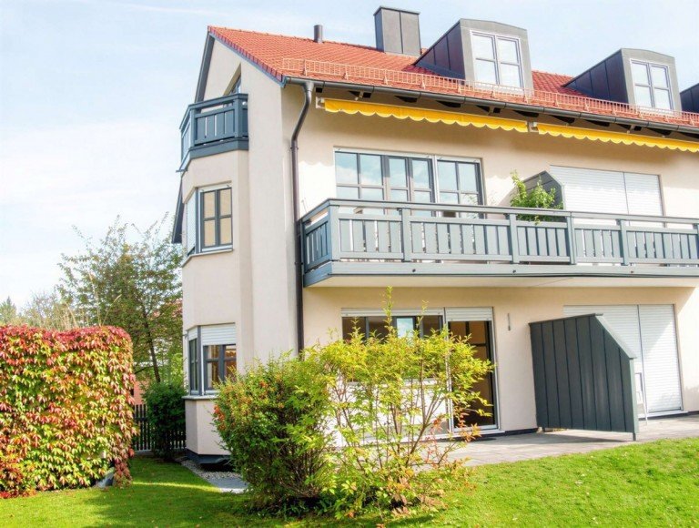 Au�enansicht M�nchen Terrassenwohnung HEGERICH: 3-Zimmer-Terrassenwohnung mit S�dwest-Ausrichtung in F�rstenried | aktuell vermietet