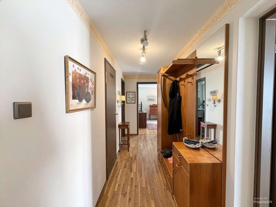 Flur - (KI generiert) Etagenwohnung M�nchen