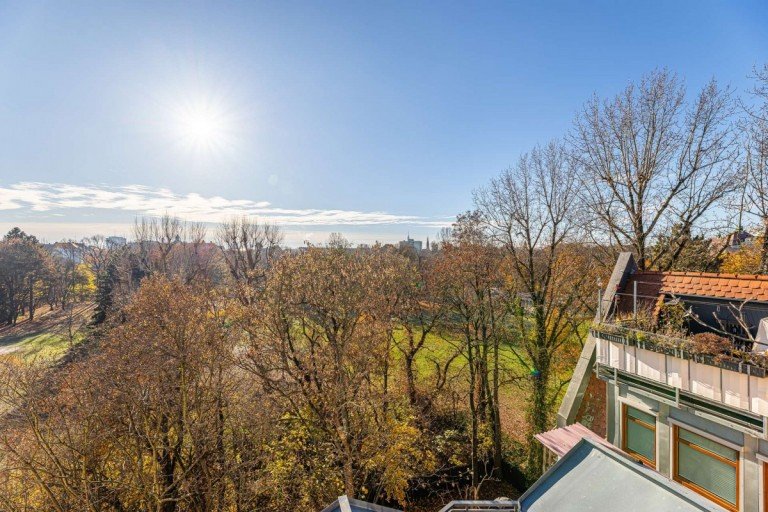 Ausblick Dachterrasse N�rnberg Maisonettewohnung HEGERICH: Extravagante Maisonettewohnung mit herrlicher Dachterrasse in N�rnberg-St.-Johannis