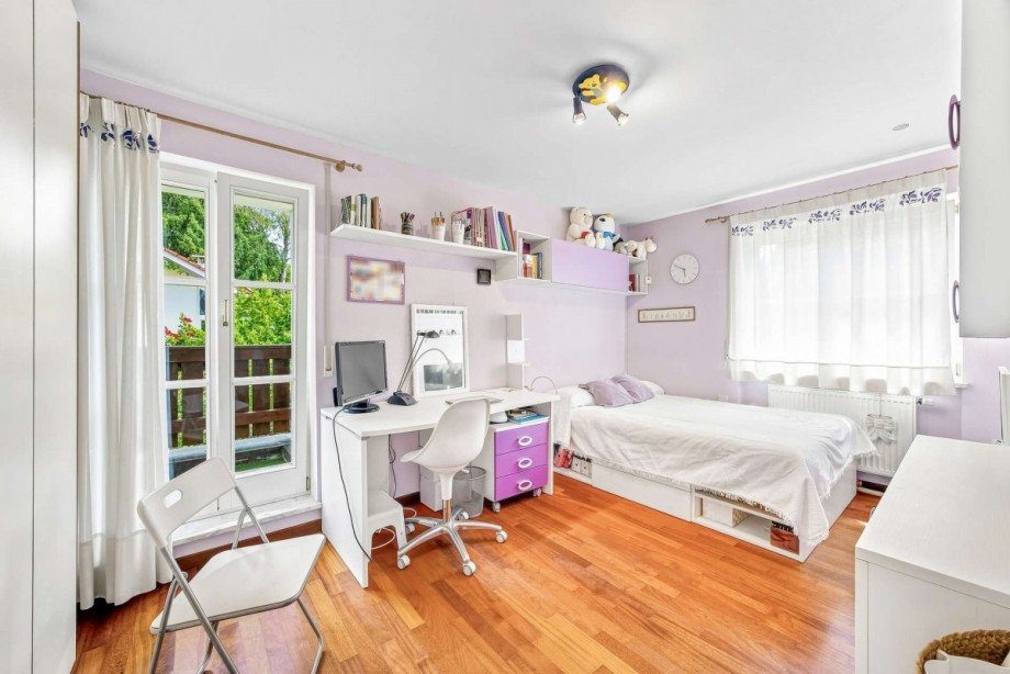 Schlafzimmer OG Einfamilienhaus Ottobrunn