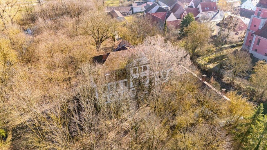 Schlo�stra�e 8 - Illesheim - FLUG-7 Renditeobjekt Illesheim