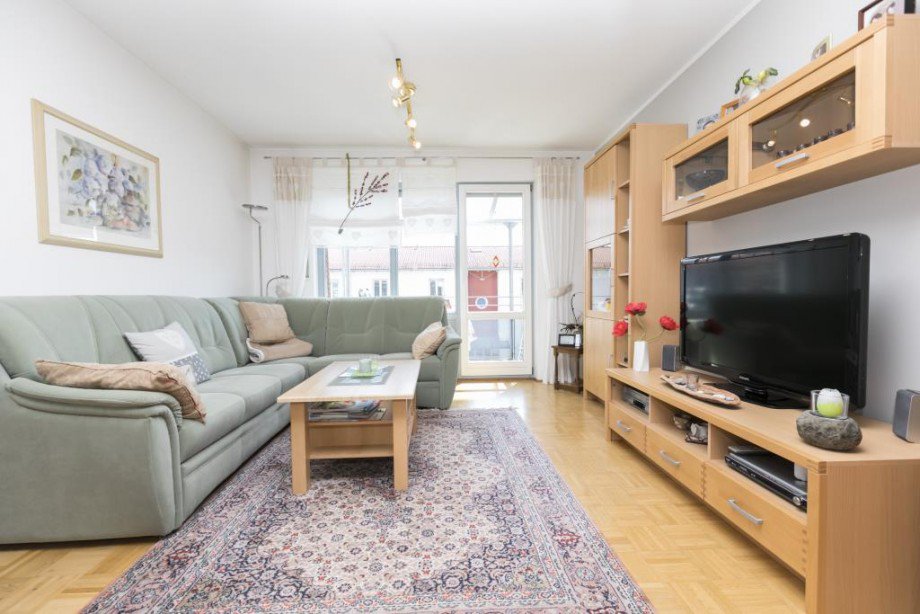 Wohnzimmer Wohnung H�henkirchen-Siegertsbrunn