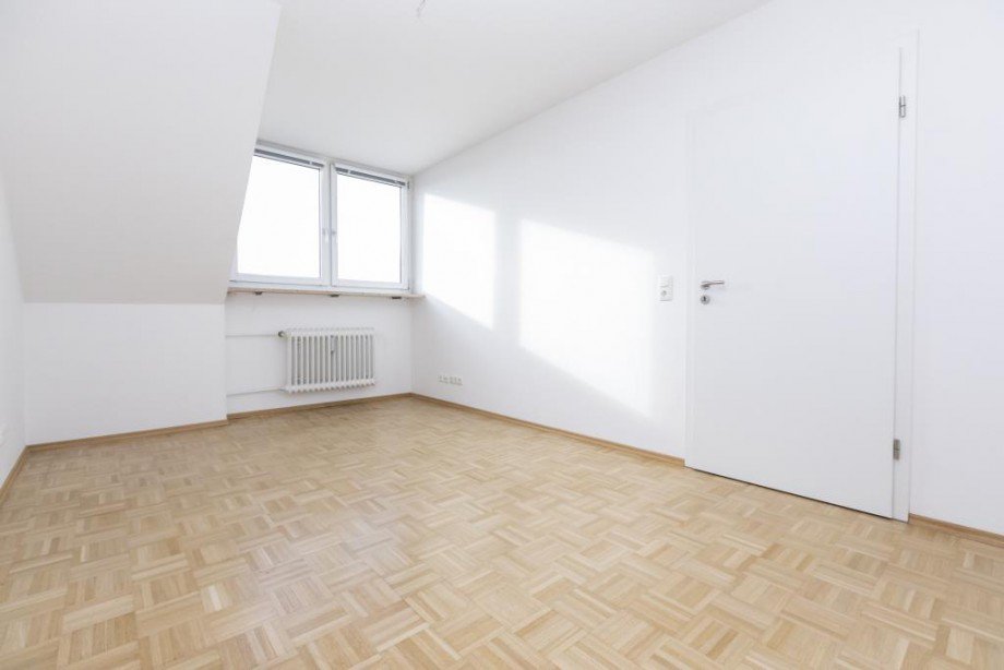 Kind-/Arbeitszimmer Dachgeschosswohnung M�nchen