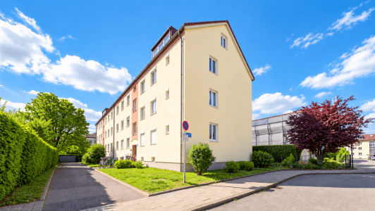 Hauptbild HEGERICH: Sonniges Zuhause in Allach - charmante 2,5 Zimmer mit S�dwestbalkon!