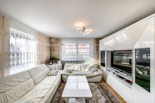 Wohnzimmer HEGERICH: Wohn- und Gesch�ftshaus mit viel Potenzial in Obermenzing