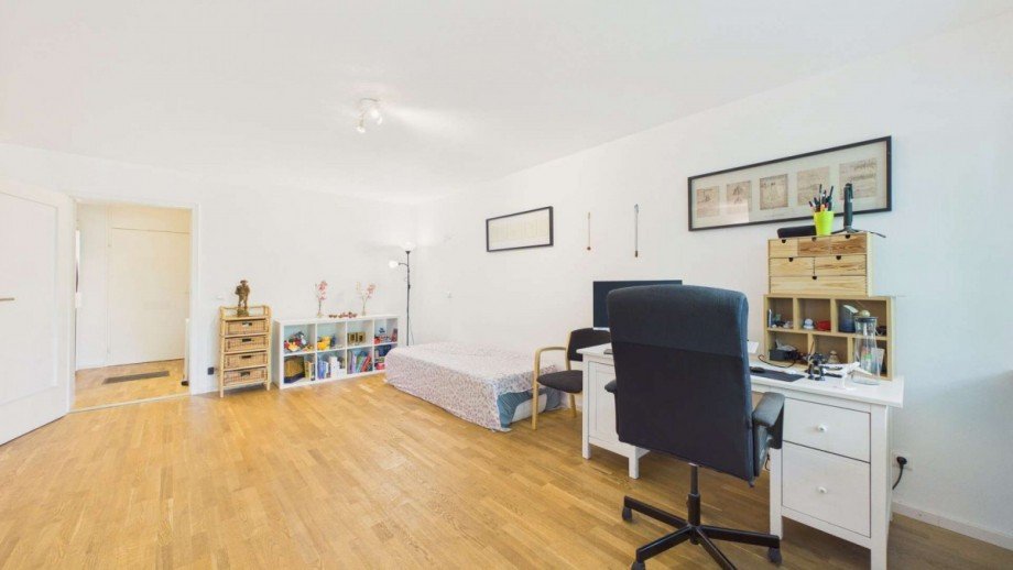Wohn-und Schlafbereich Etagenwohnung M�nchen