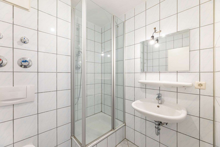 Badezimmer Erdgeschosswohnung F�rth