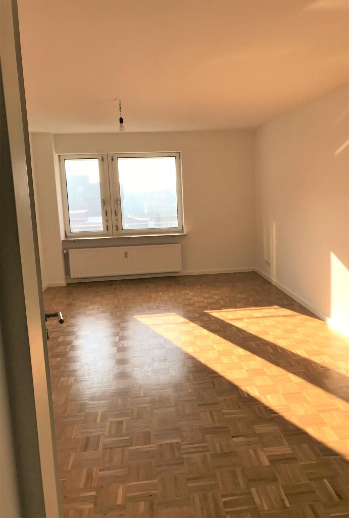 Wohnzimmer Etagenwohnung M�nchen