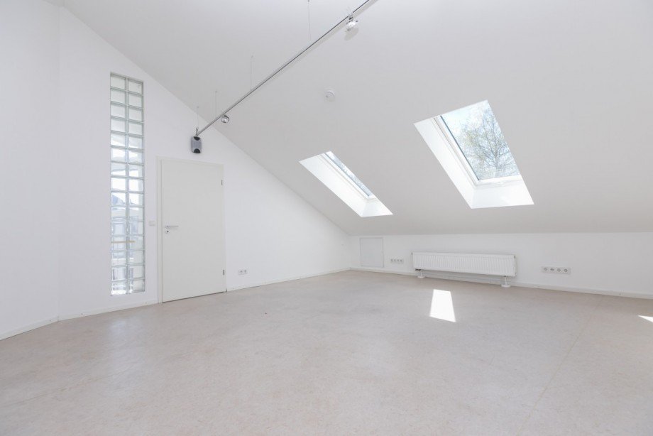 Hobbyraum Doppelhaush�lfte Krailling