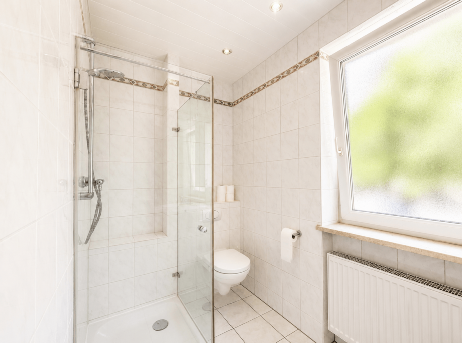 Badezimmer 1. OG Reihenhaus M�nchen