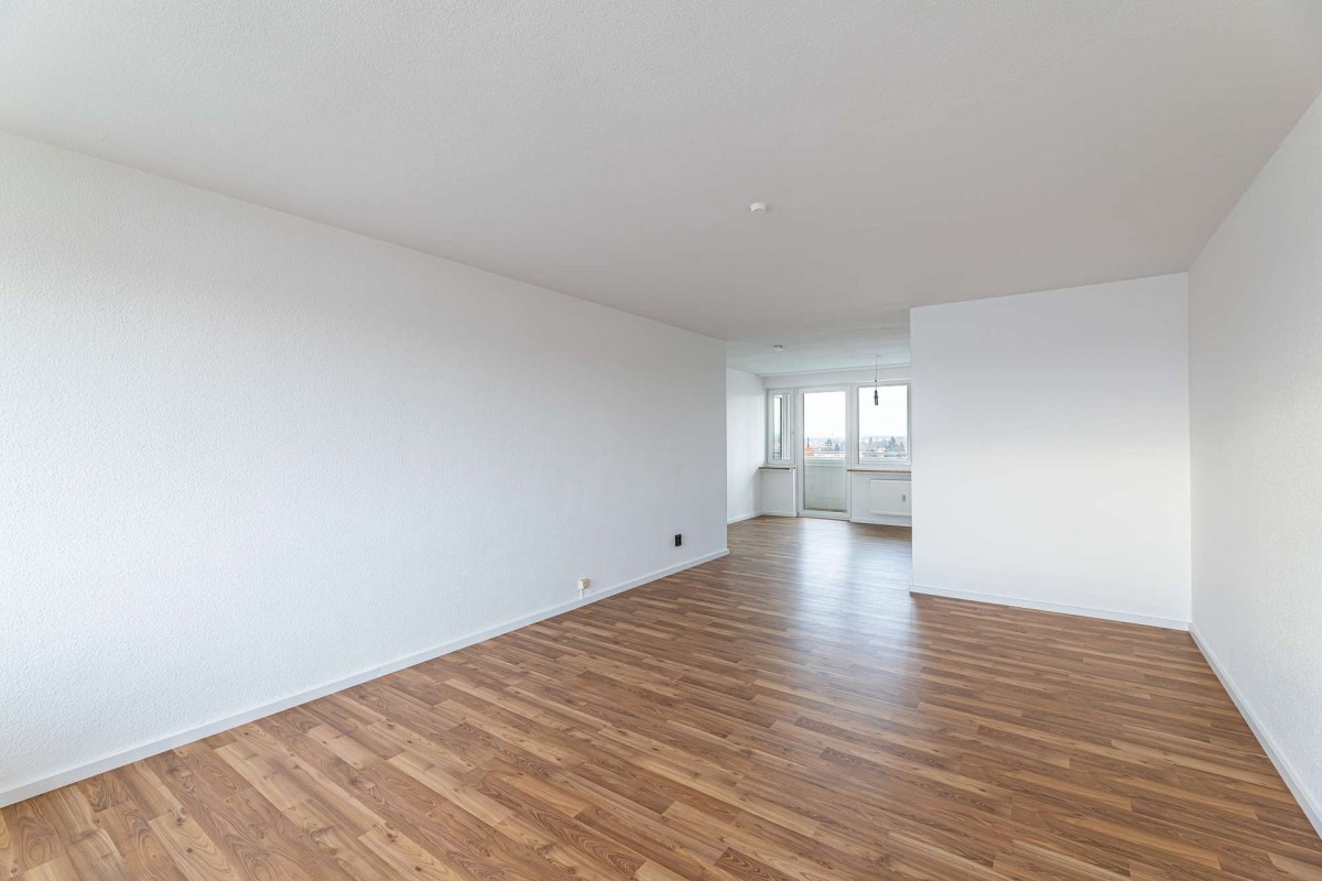 HEGERICH: Lichtdurchflutete 3 Zimmerwohnung mit wunderschönem Blick über Nürnberg! - Foto 3