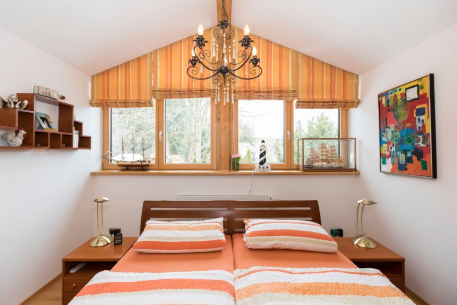 Schlafzimmer Doppelhaush�lfte Sauerlach / Grafing