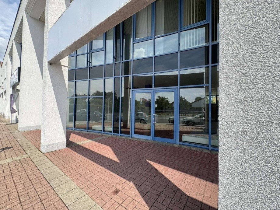 Au�enansicht Einzelhandel F�rth