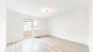 Hauptbild HEGERICH: Attraktive 2,5-Zimmer-Wohnung mit S�dwestbalkon in M�nchen-Allach-Untermenzing!