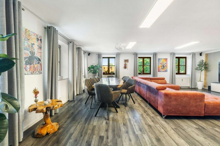 Ess- und Wohnbereich Etagenwohnung Bockhorn