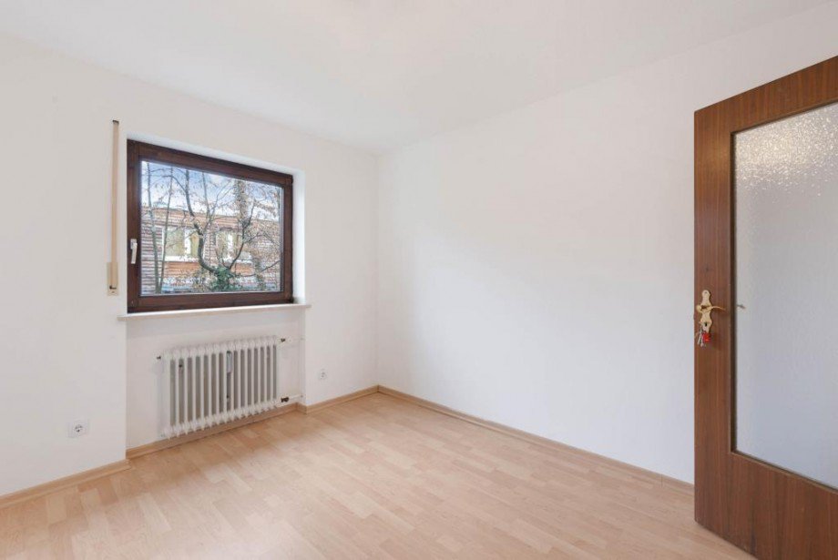 B�ro / Kinderzimmer Erdgeschosswohnung M�nchen