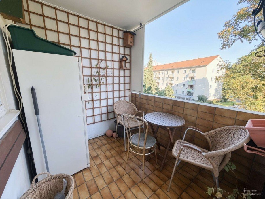 Balkon - (KI generiert) Etagenwohnung M�nchen